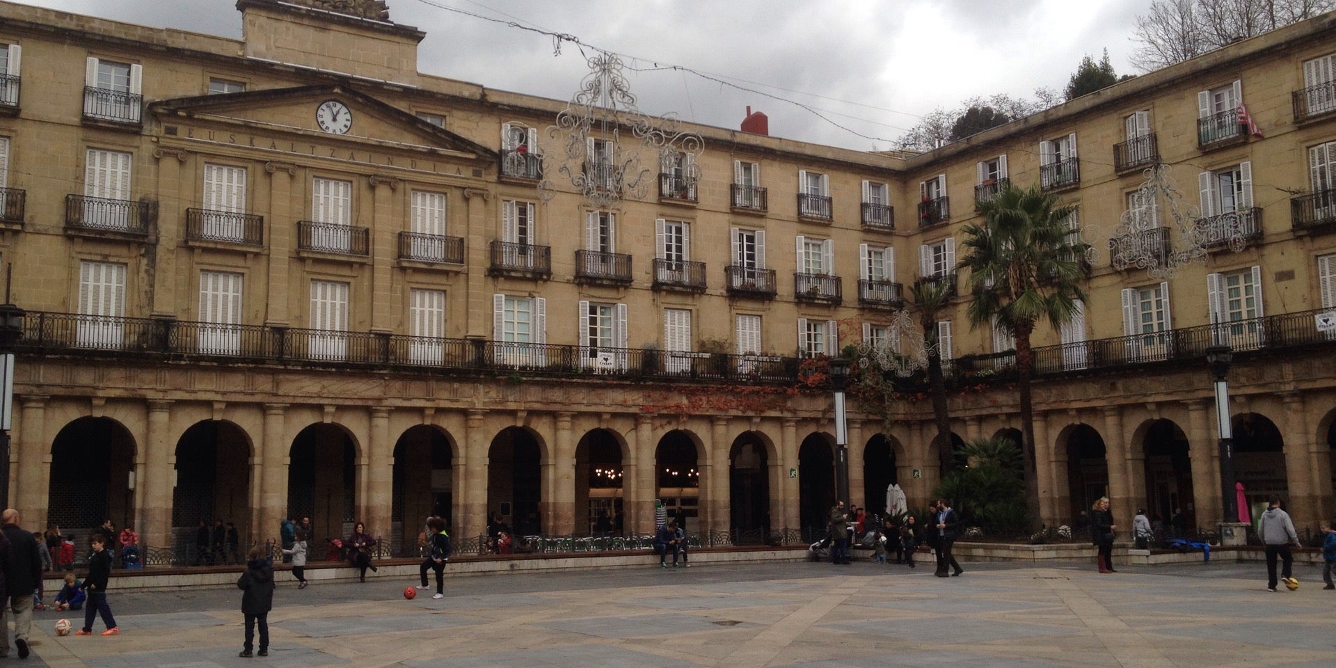 Plaza Nueva / Plaza Barria (Plaza Nueva)